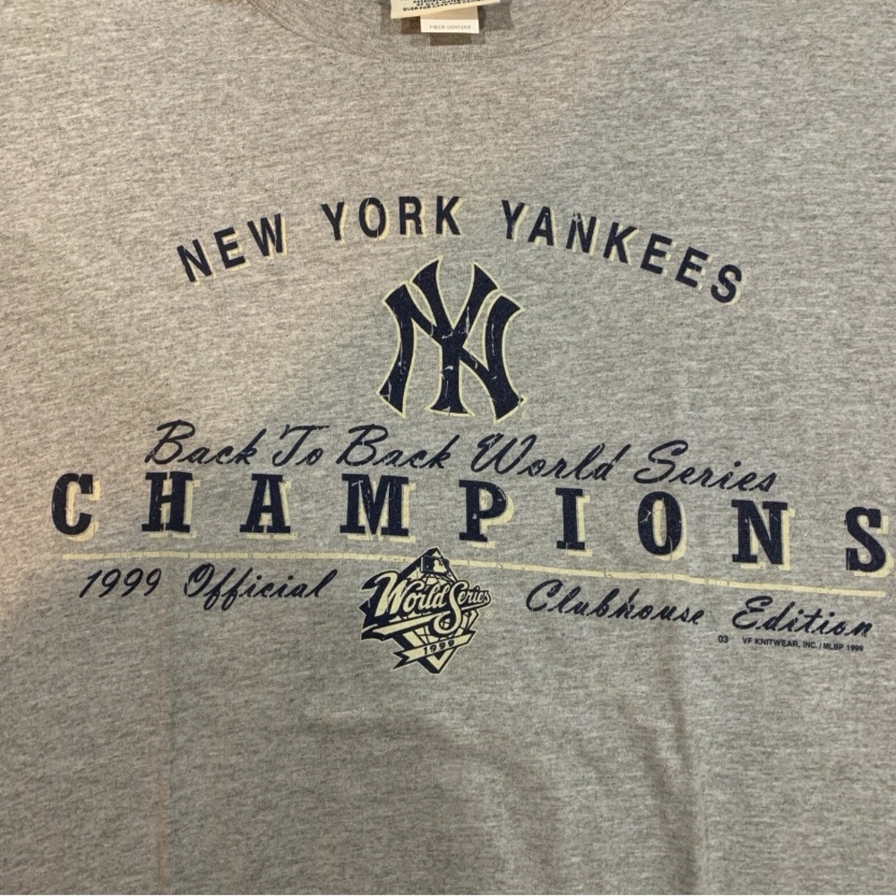 Vintage New York Yankees Gray 99’ back to back Champions T-Shirt size xl